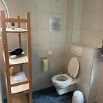 Mbudget I Shower & Sleep I Free Private Parking I Easy Self Check In Graz