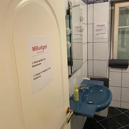 Mbudget I Free Private Parking I Easy Self Check In